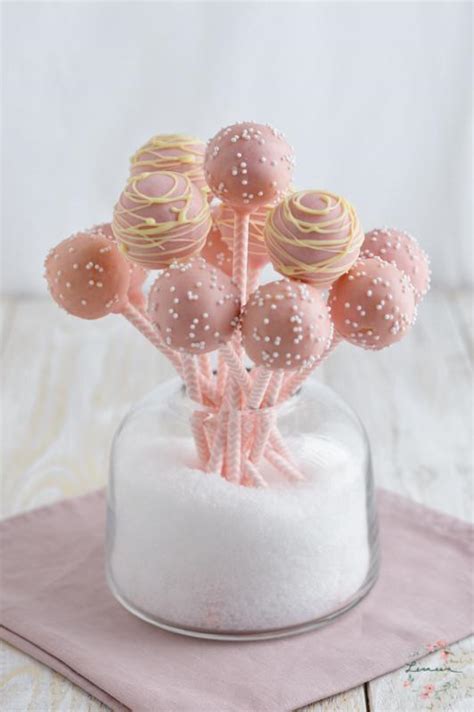 pisani cake popsi za otroško zabavo