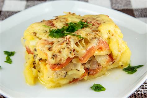 pisan zelenjavni narastek iz pečice