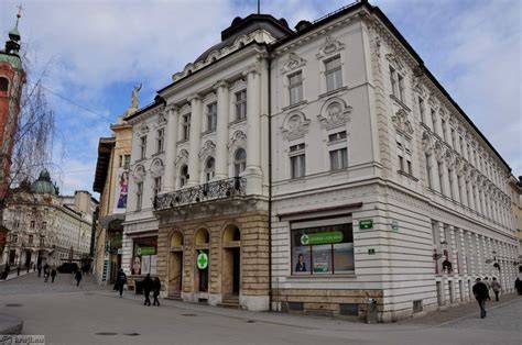 Centralna lekarna Ljubljana Prešernov trg