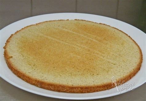 rahel biskvit iz jajc in mleka