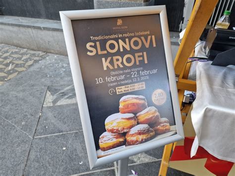 stojnica s krofi na Čopovi ulici