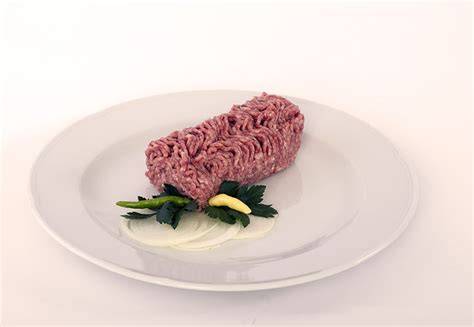 Porcionirana masa za čevapčiče v zamrzovalniku